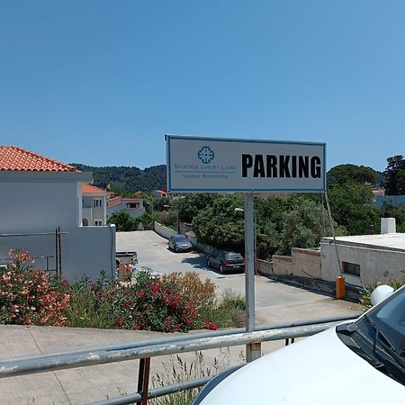 Maya Apartments, Modern And Convenient Apartments With Private Parking Skiathos Town Exterior foto