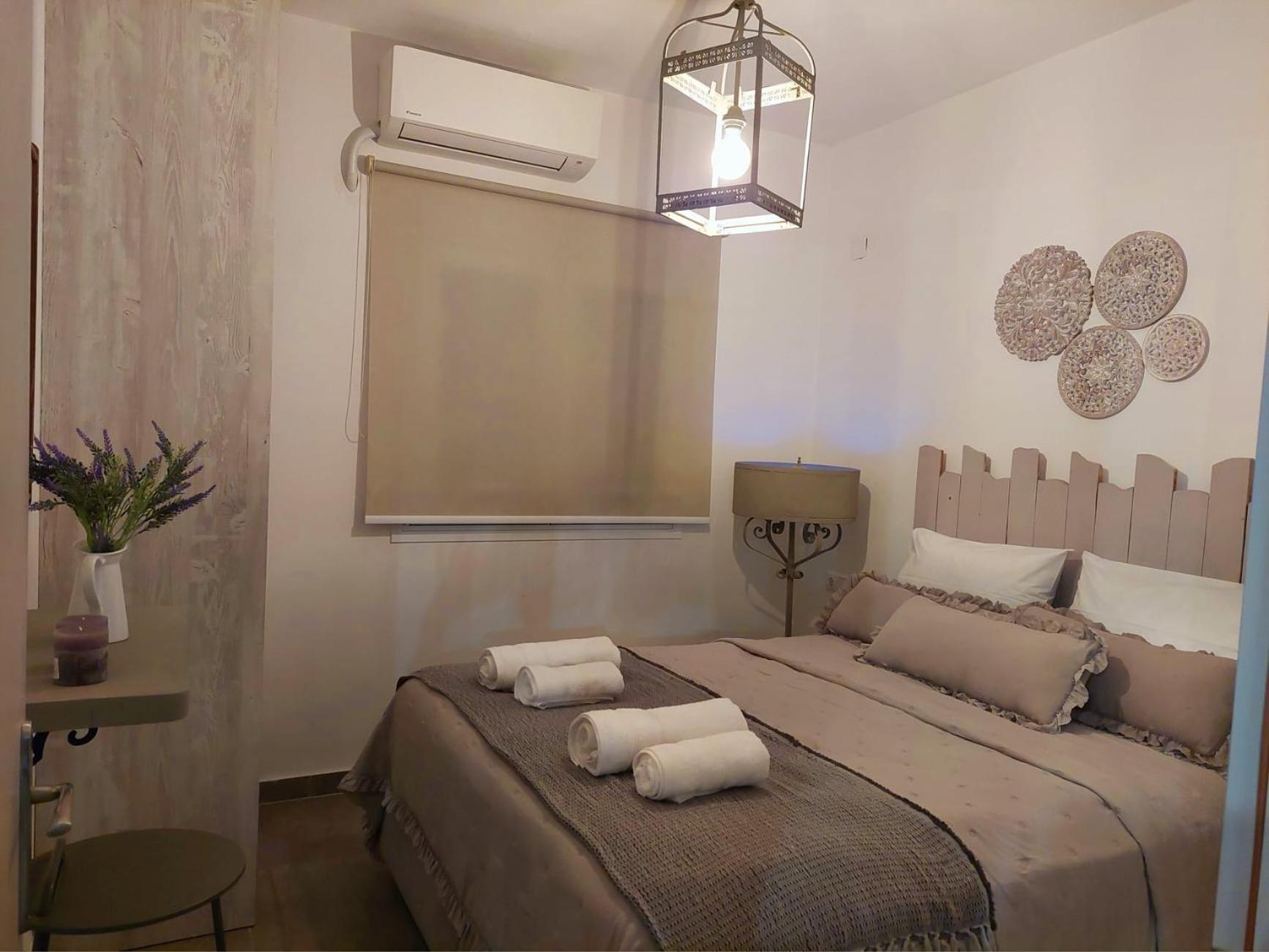 Maya Apartments, Modern And Convenient Apartments With Private Parking Skiathos Town Exterior foto
