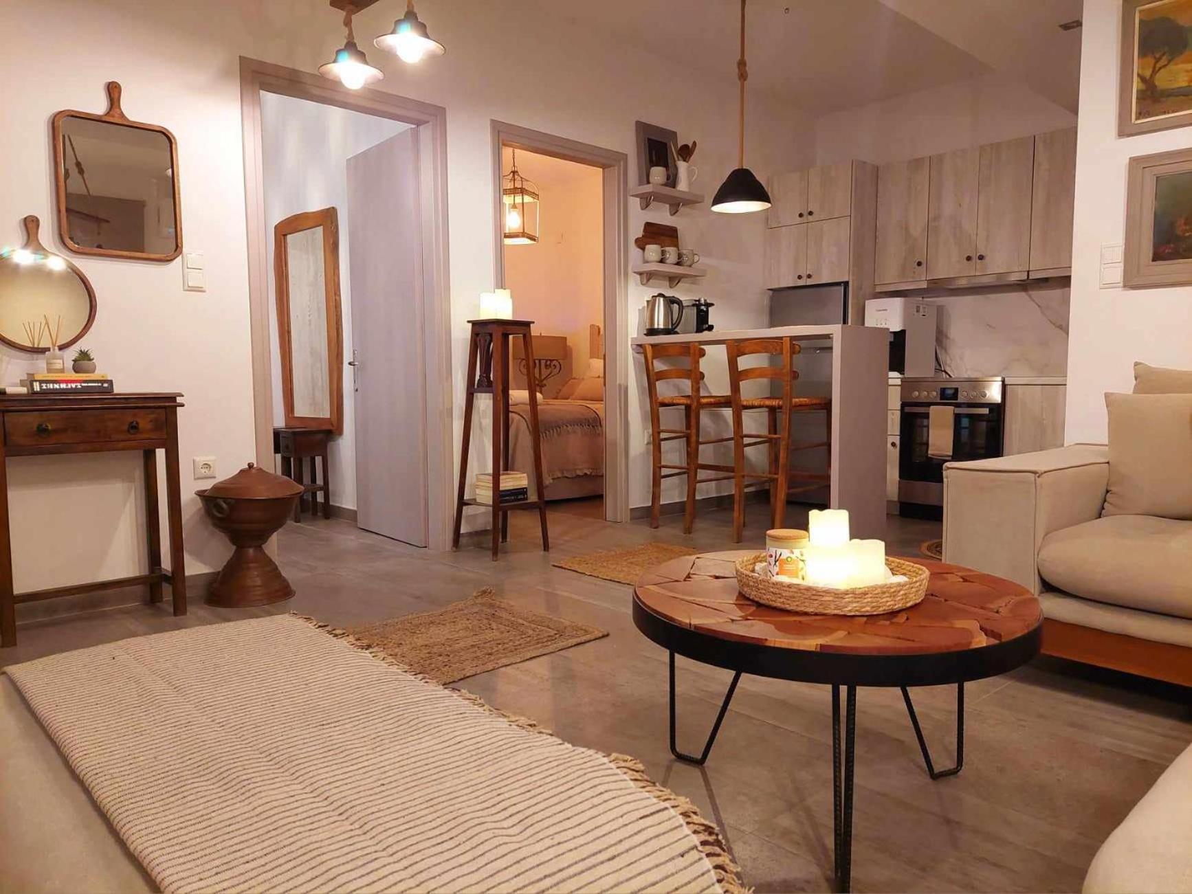 Maya Apartments, Modern And Convenient Apartments With Private Parking Skiathos Town Exterior foto