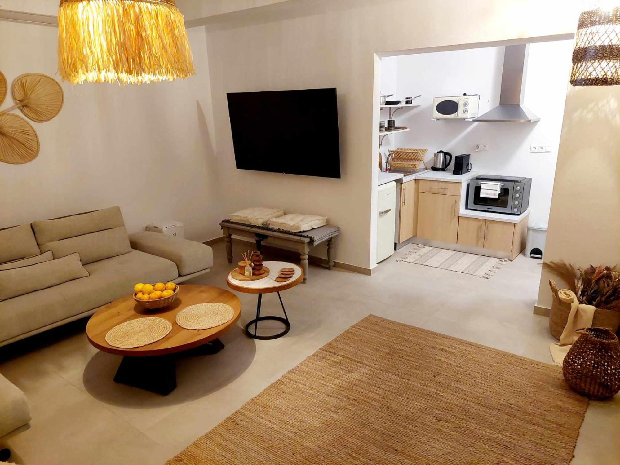 Maya Apartments, Modern And Convenient Apartments With Private Parking Skiathos Town Exterior foto