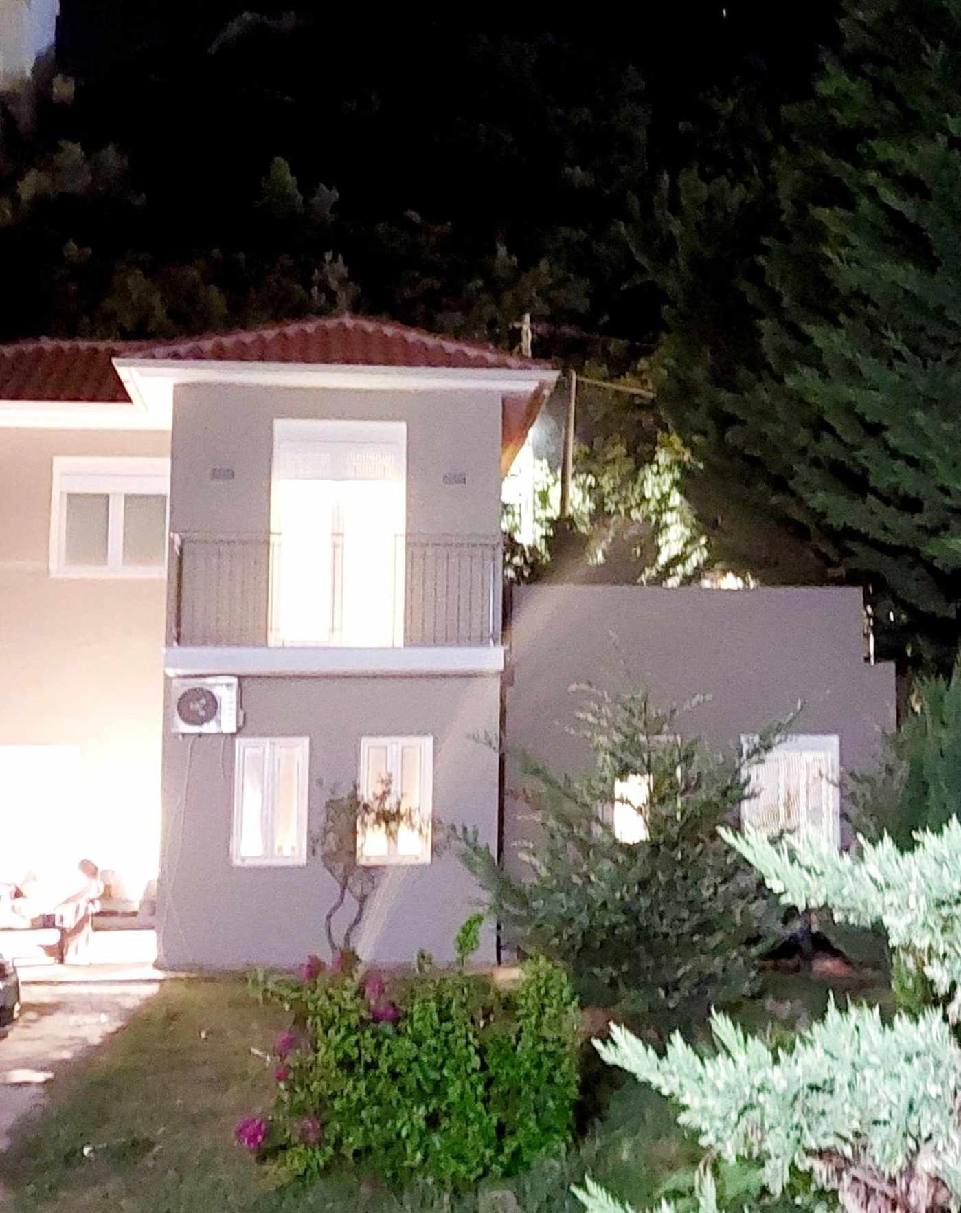Maya Apartments, Modern And Convenient Apartments With Private Parking Skiathos Town Exterior foto