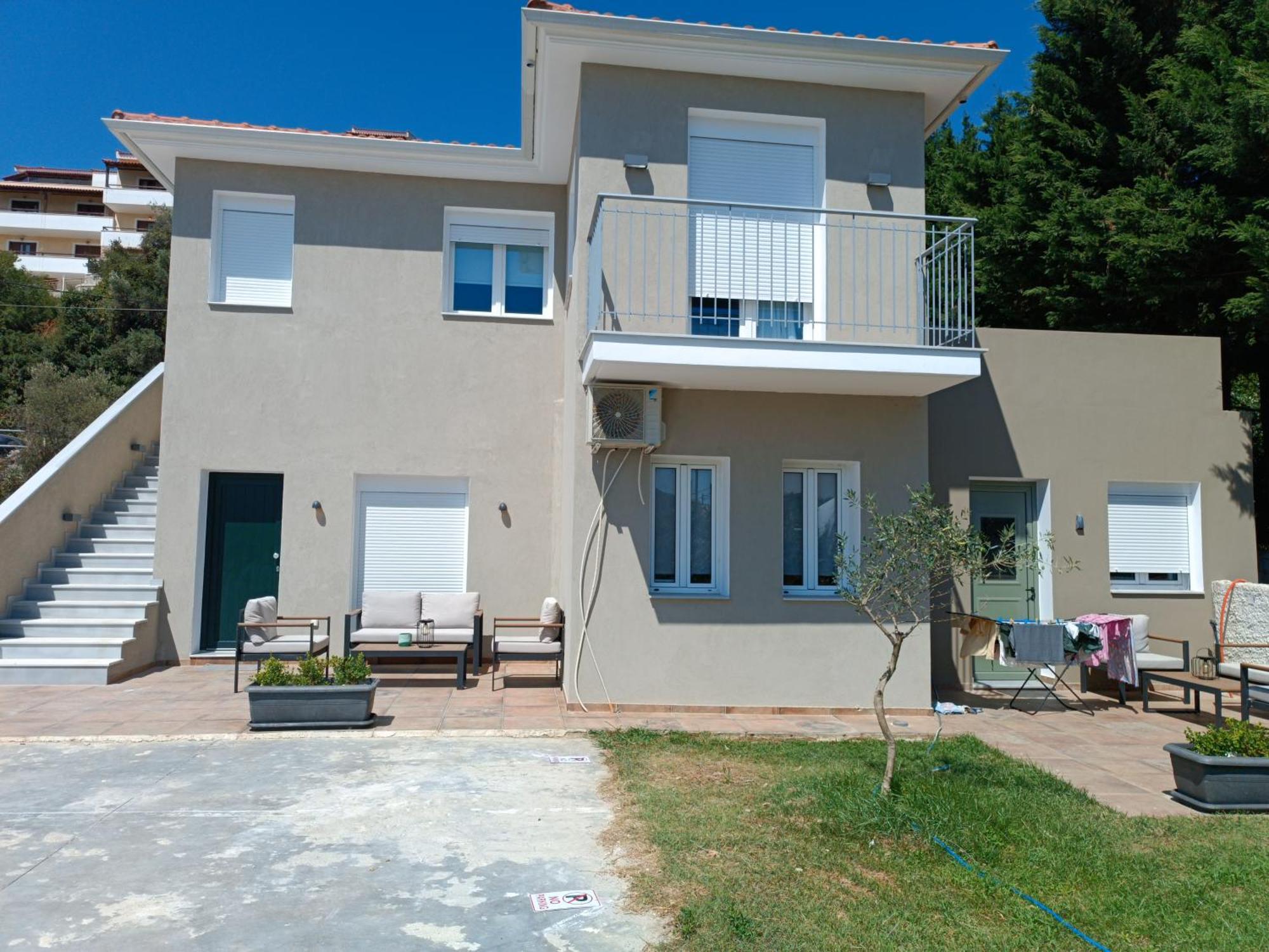 Maya Apartments, Modern And Convenient Apartments With Private Parking Skiathos Town Exterior foto